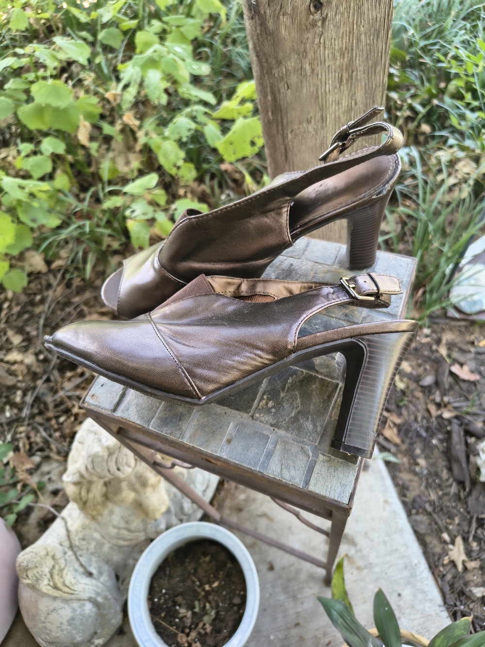 Women's Metallic Brown Slingback Heeled Pumps